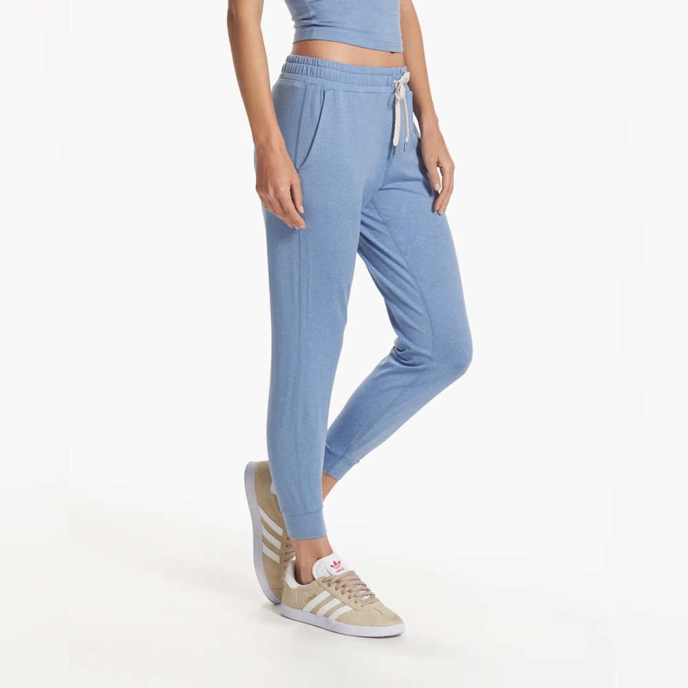 Vuori Performance Joggers DreamKnit Pants Light Blue
